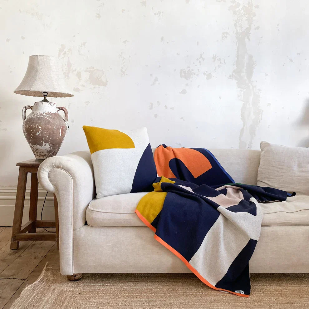 Blankets & Throws