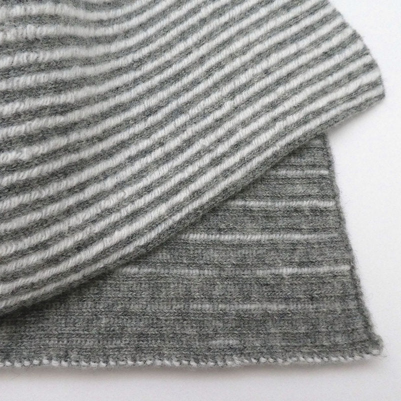 Streamline Scarf - Grey & White