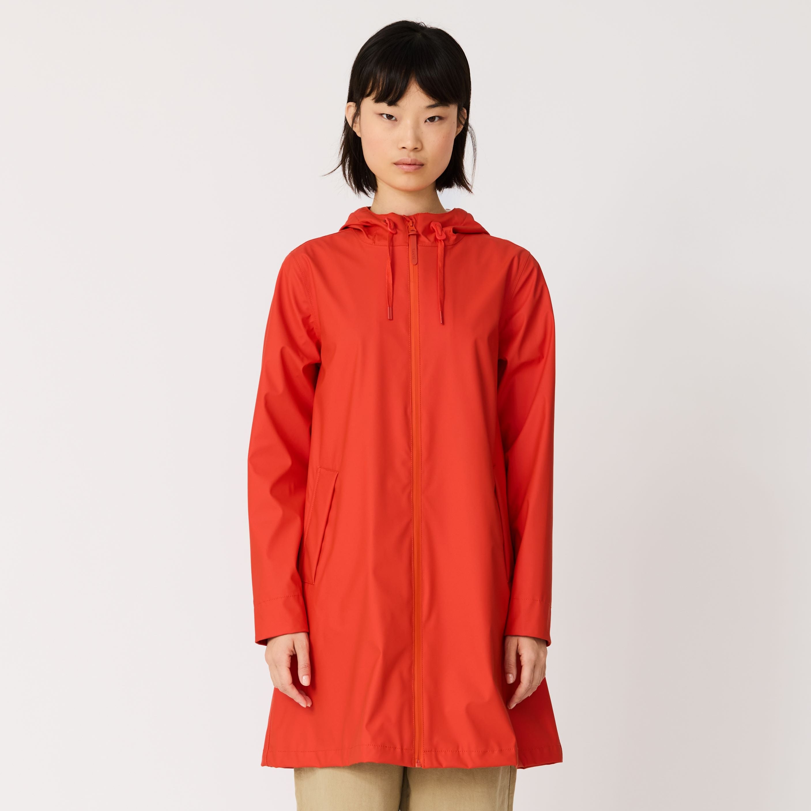 Nuovola Raincoat - Grenadine