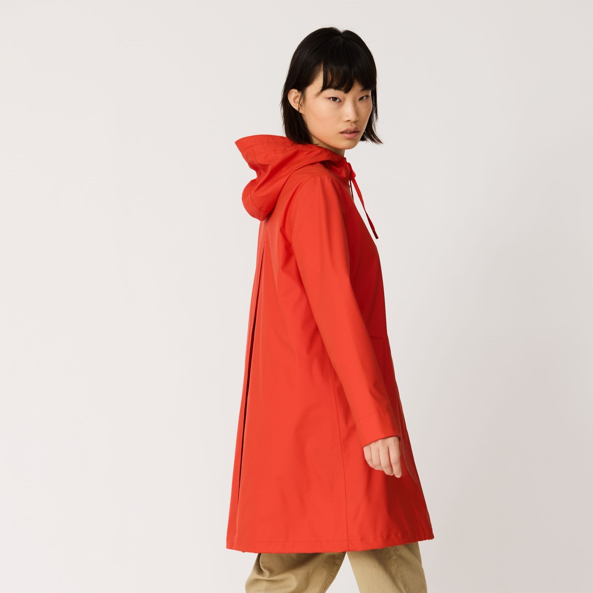 Nuovola Raincoat - Grenadine