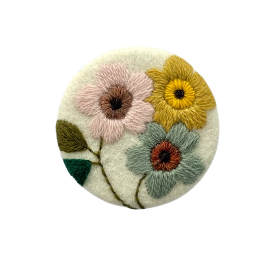 Clarice Brooch - Eau de Nil