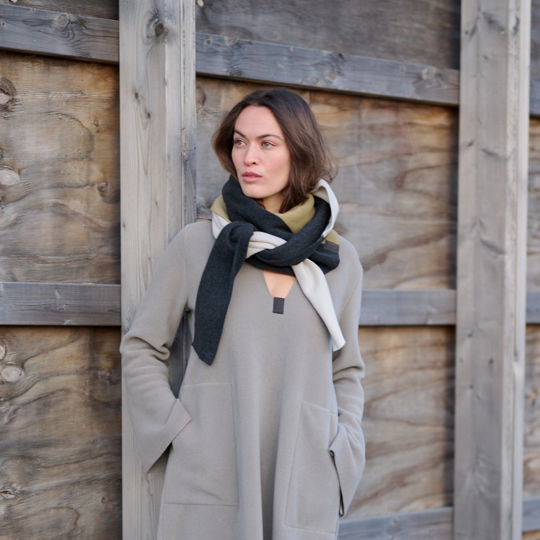 Triangle Scarf - Olive / Kit