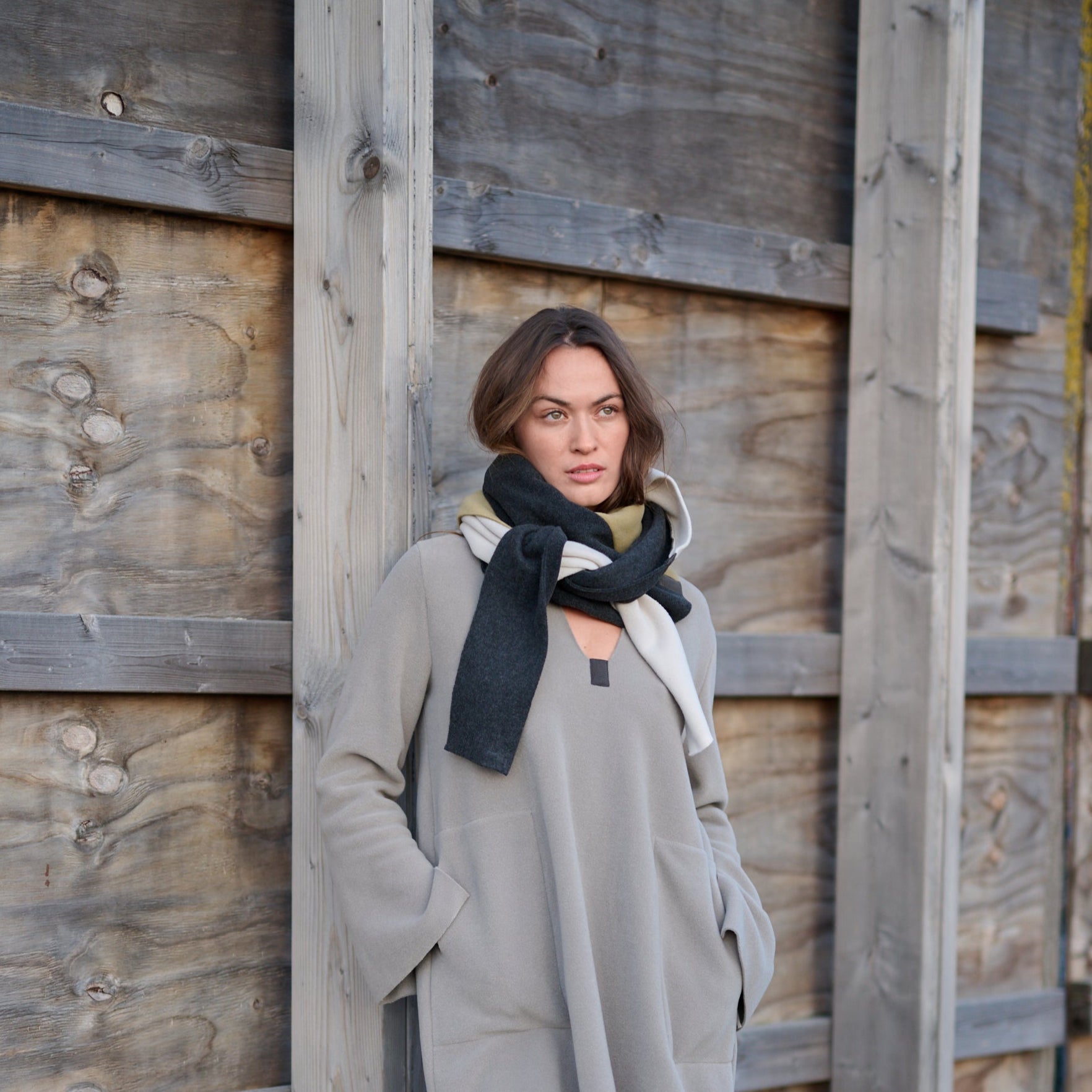 Triangle Scarf - Olive / Kit