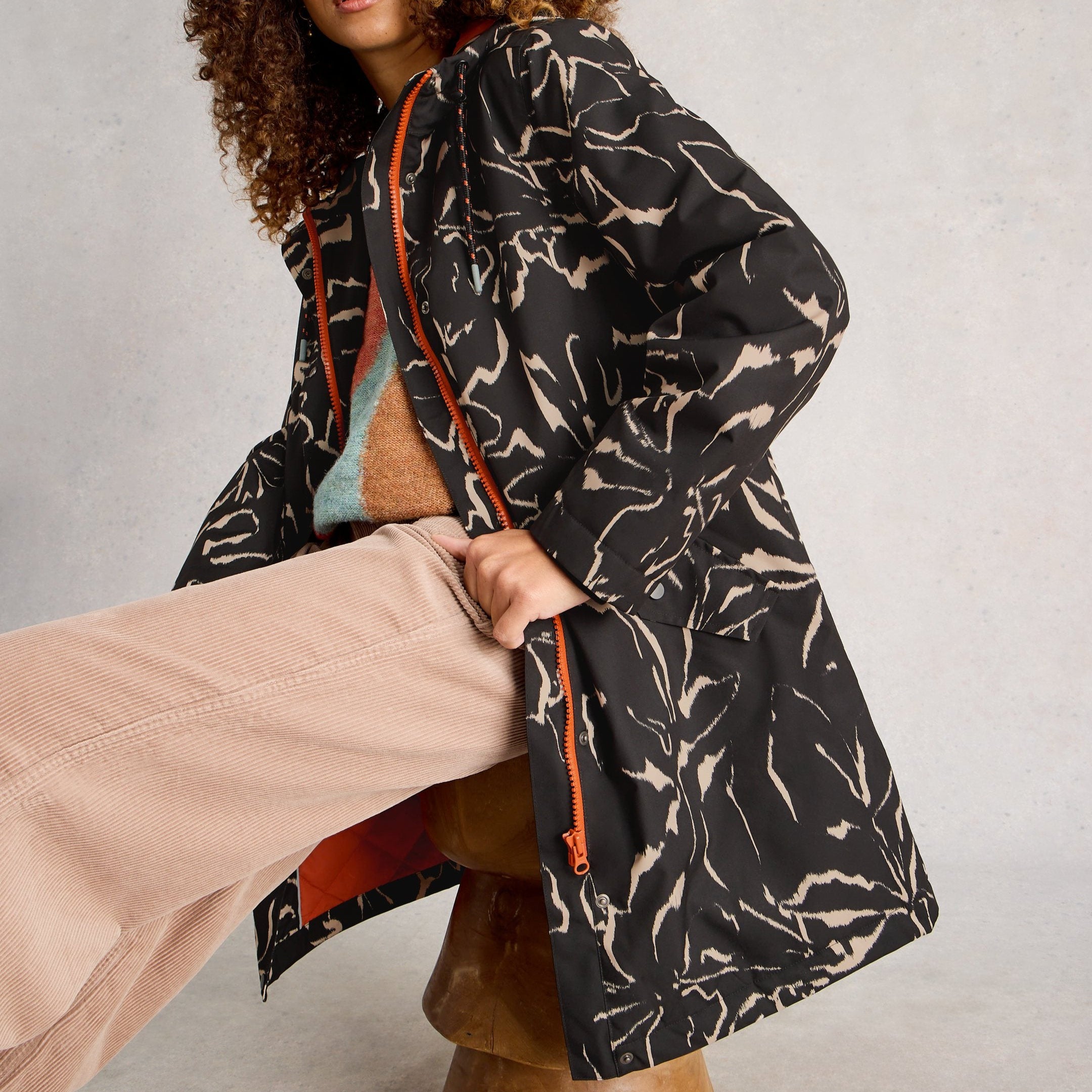 Willow Waterproof Coat - Black Print