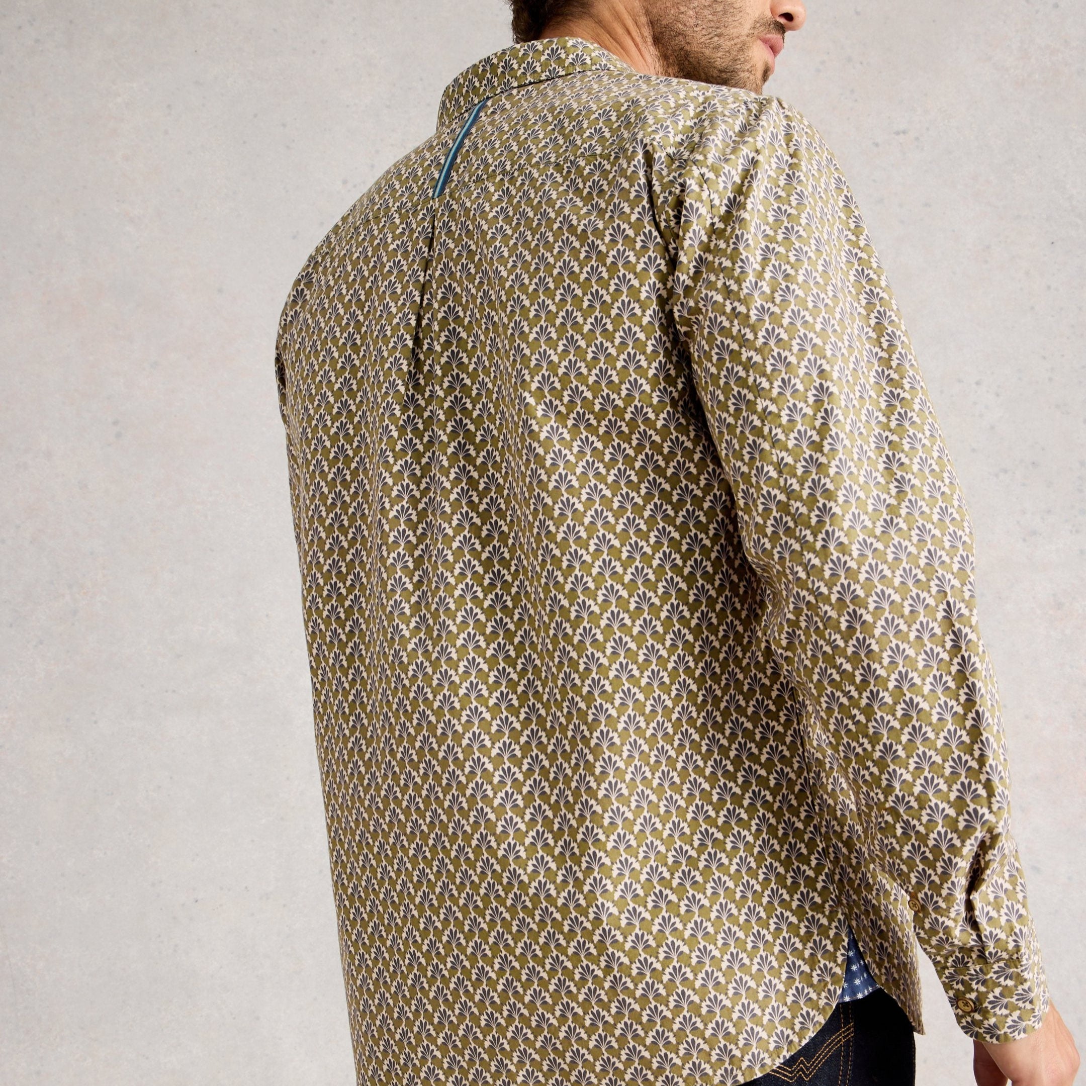 Finsbury Fan Geo Print Shirt - Green