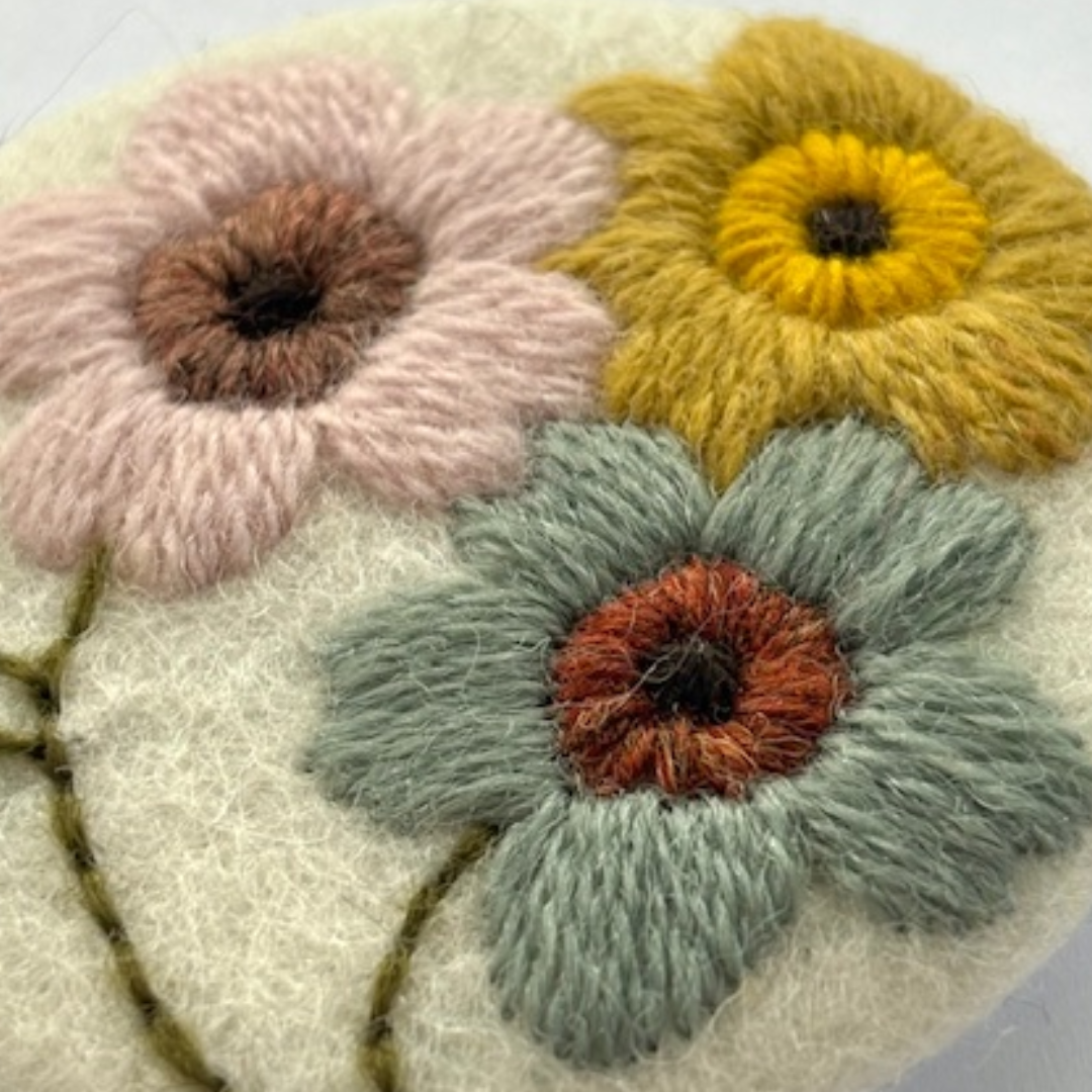 Clarice Brooch - Eau de Nil