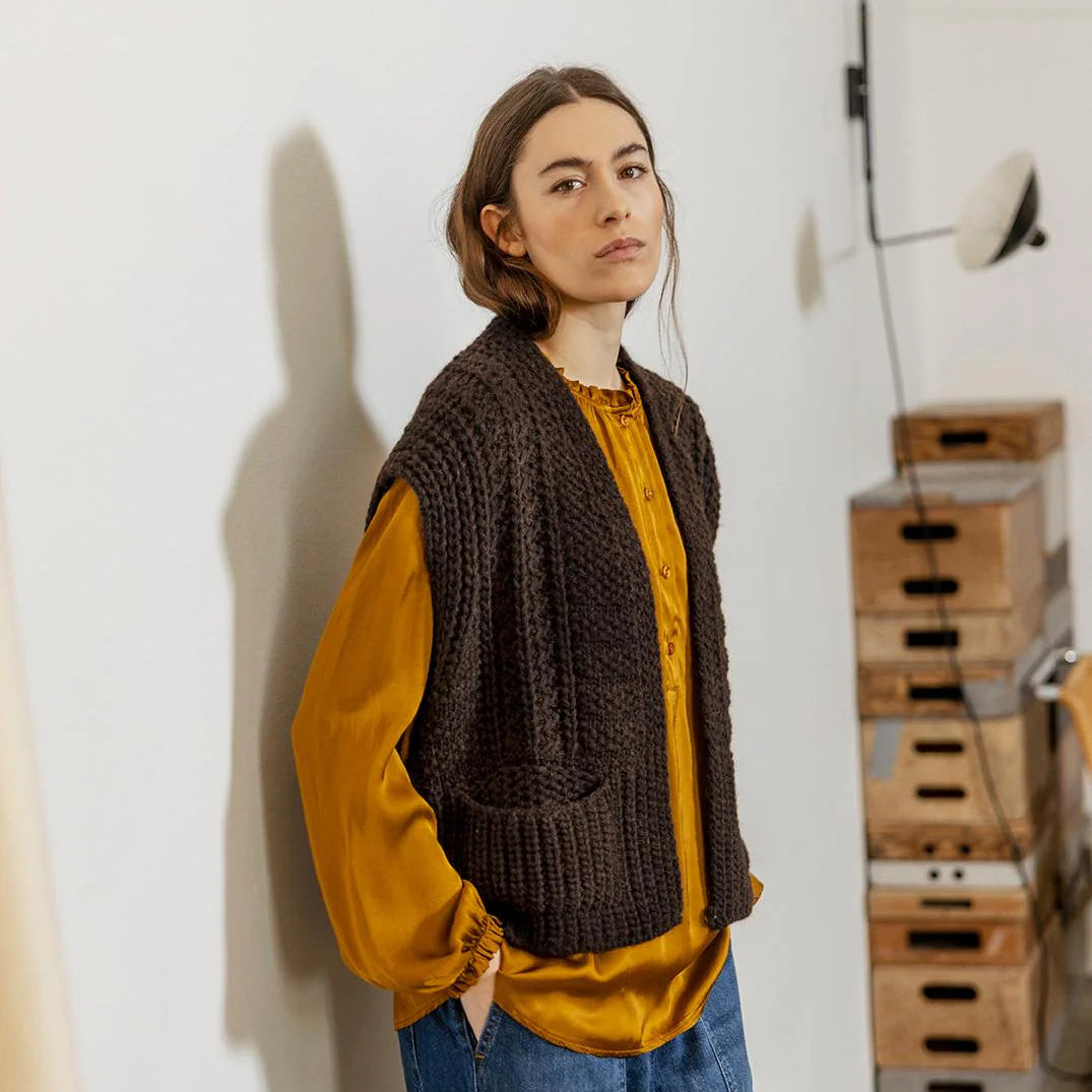 Susie Knitted Vest - Coffee
