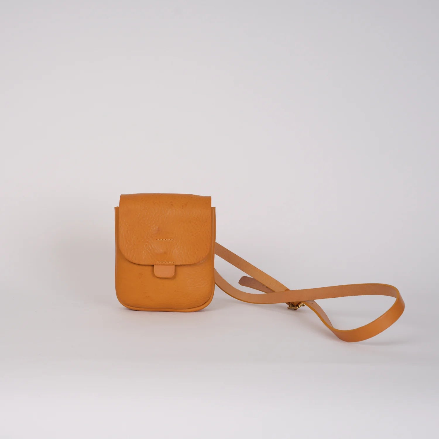 Half Orbed Tab Bag - Maple