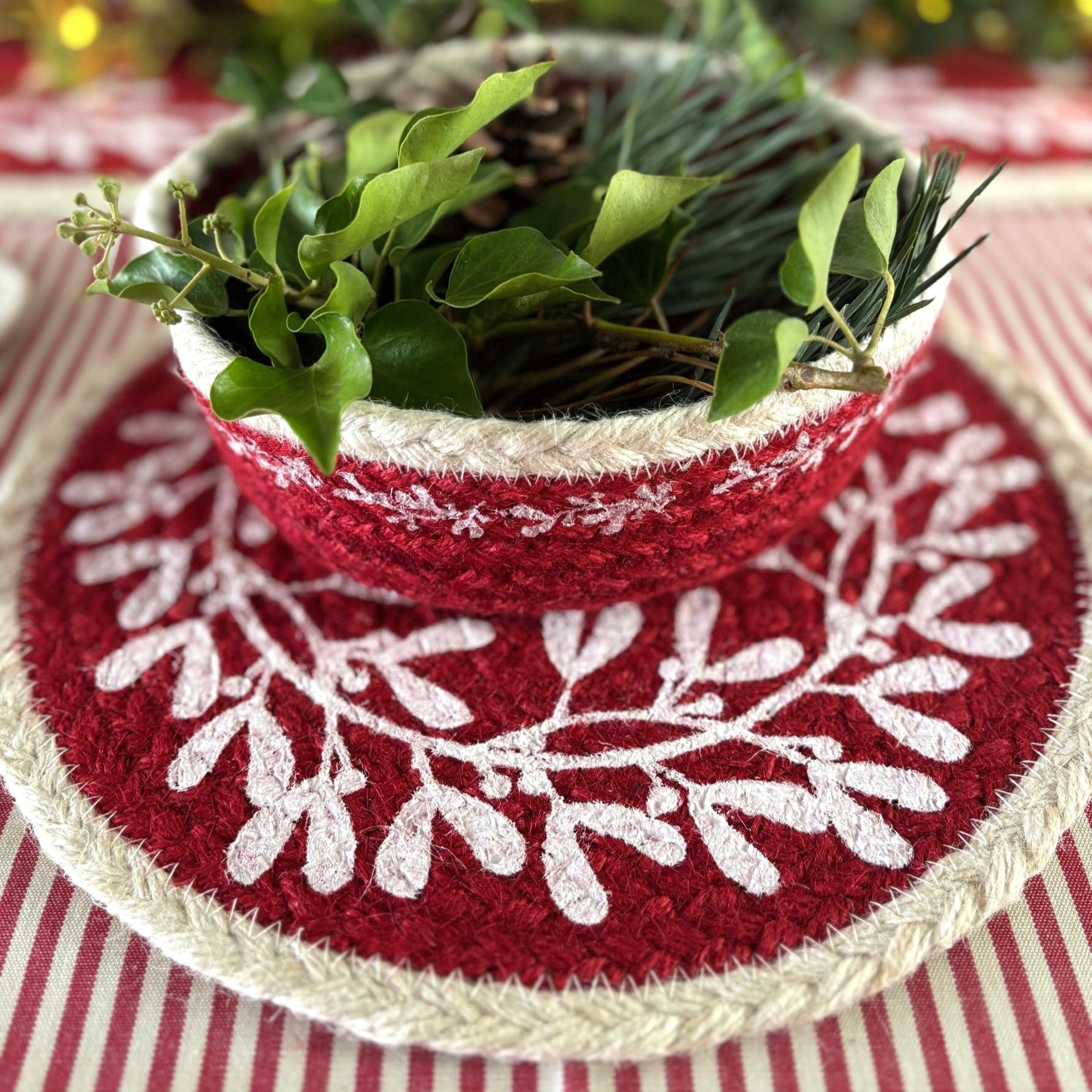 Berry Placemats - 31cm diameter - Set of 6