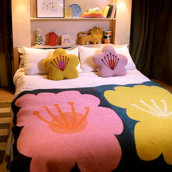 Bloom Blanket