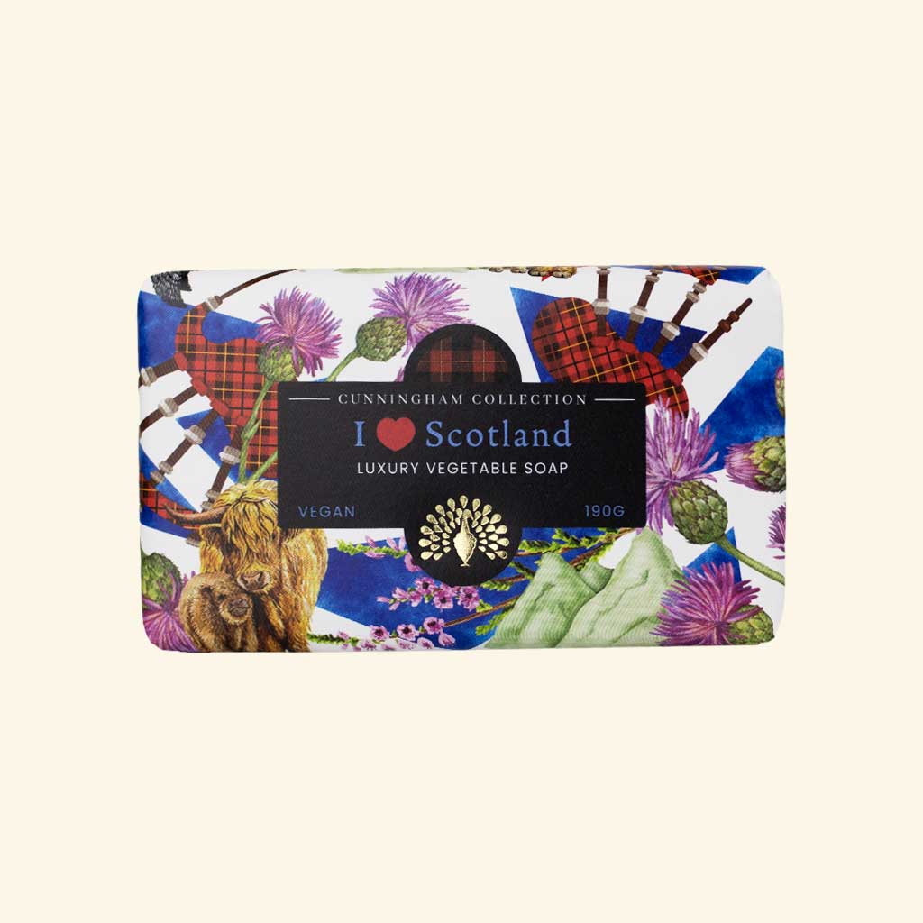 190g vegan "I ♥ Scotland" luxury vegetable soap bar.