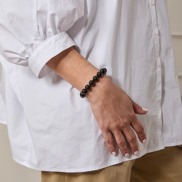 Black onyx beaded bracelet.  Large, round beads on elastic cord.