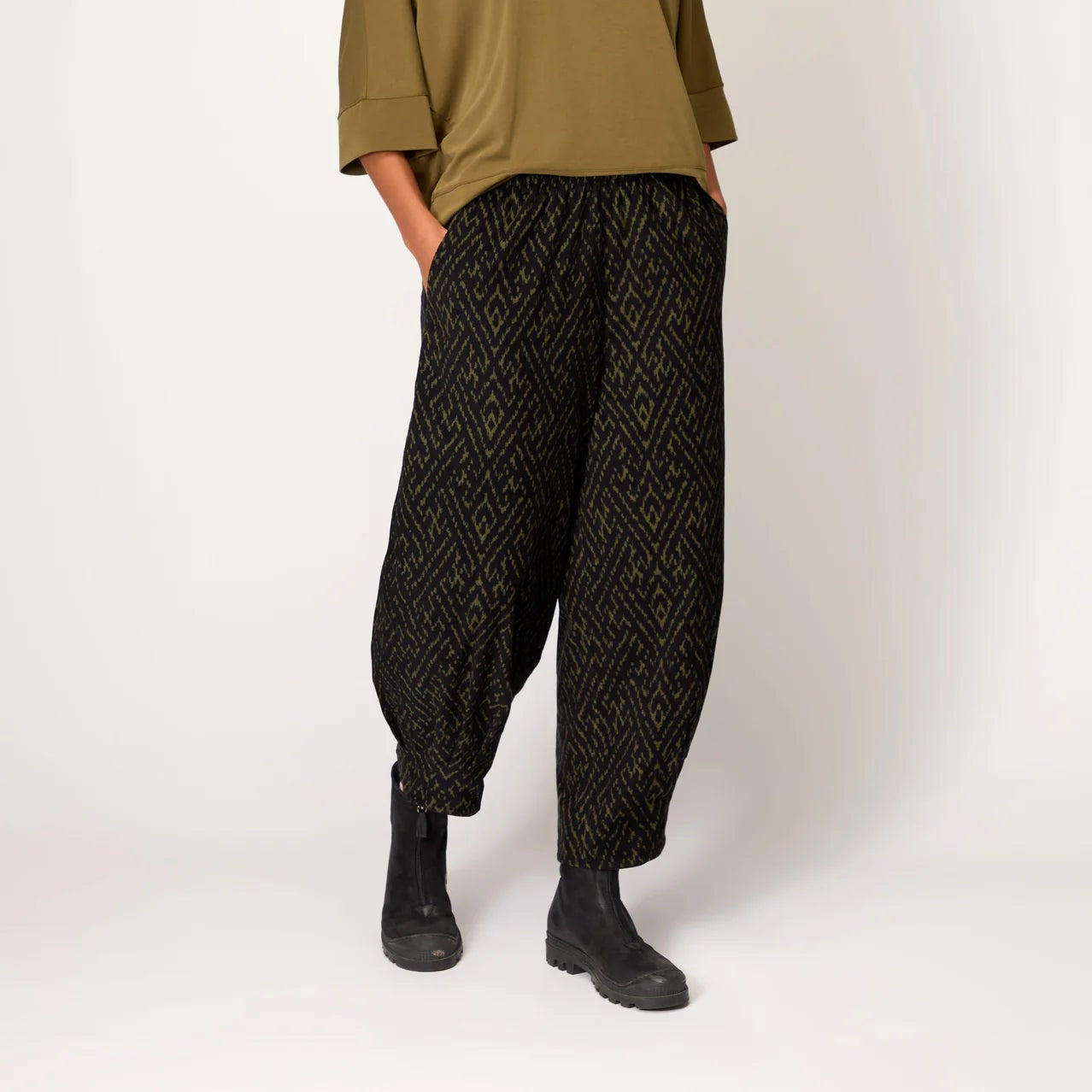 Ornate Textured Cord Bubble Trouser - Black & Khaki