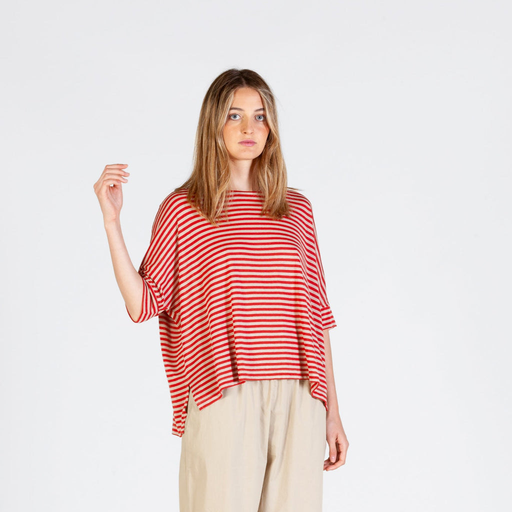 red and oatmeal striped top with elbow length sleeves, dropped back hem and slight side split. Loose / relaxed fit 