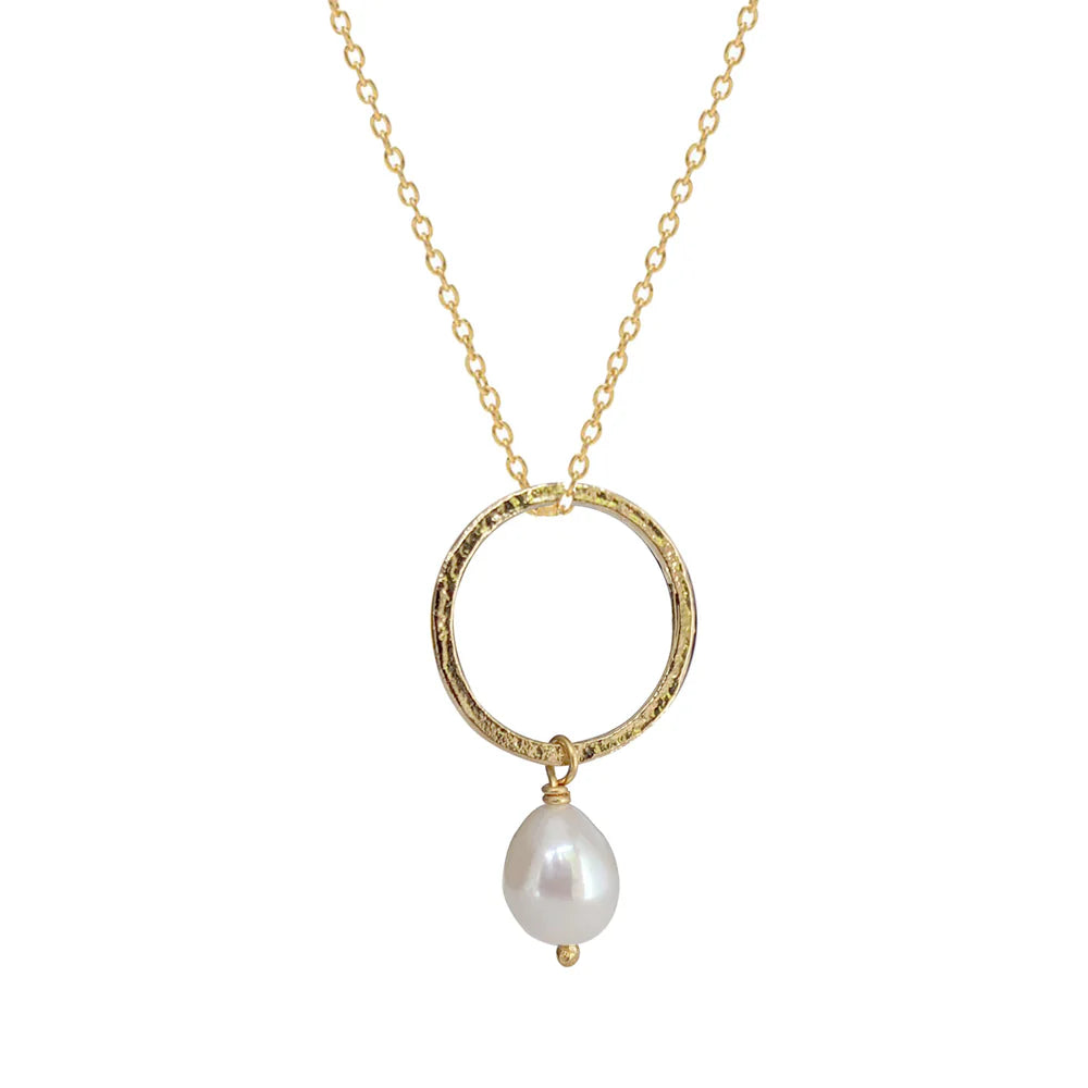 Margaret Pendant & Freshwater Pearl Necklace
