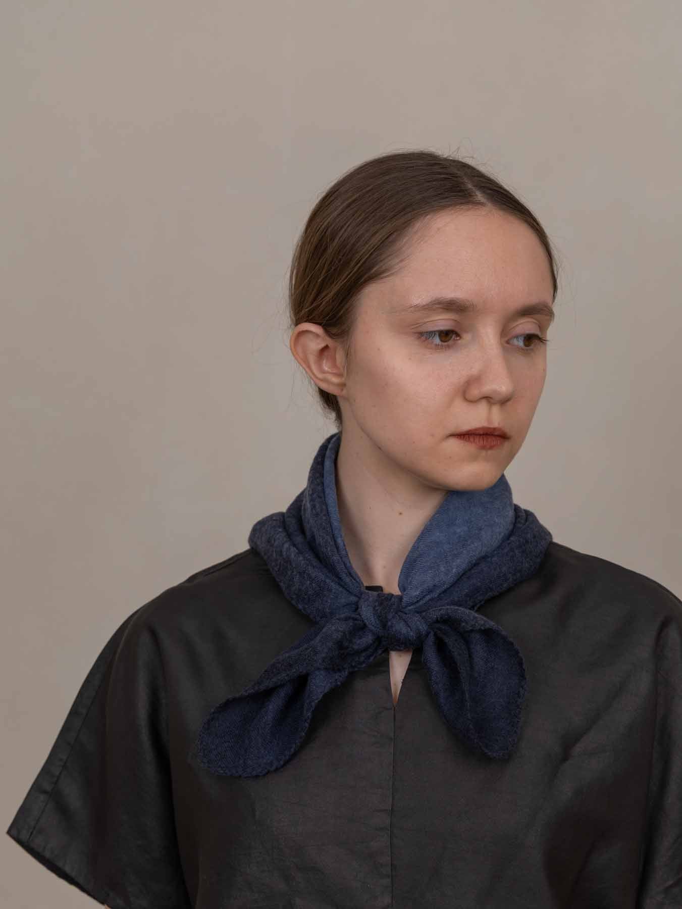 Muse Cashmere Foulard - Navy