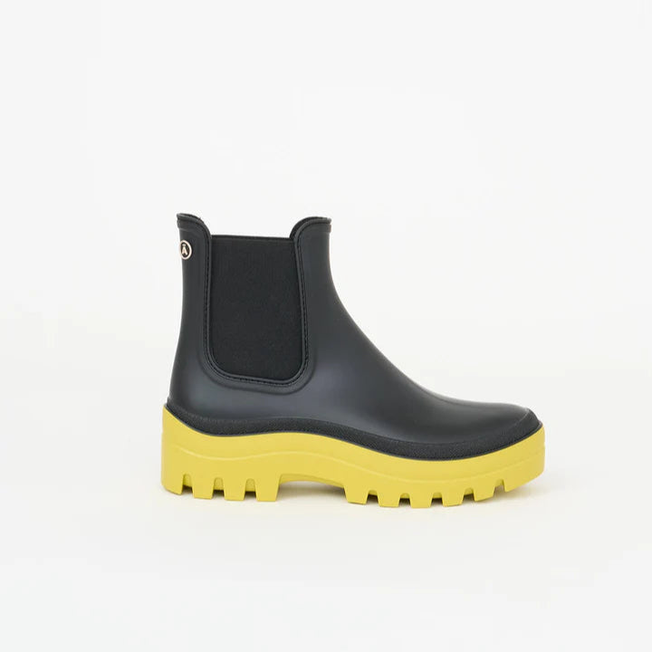 Prahara Ankle Boot - Black & Cress