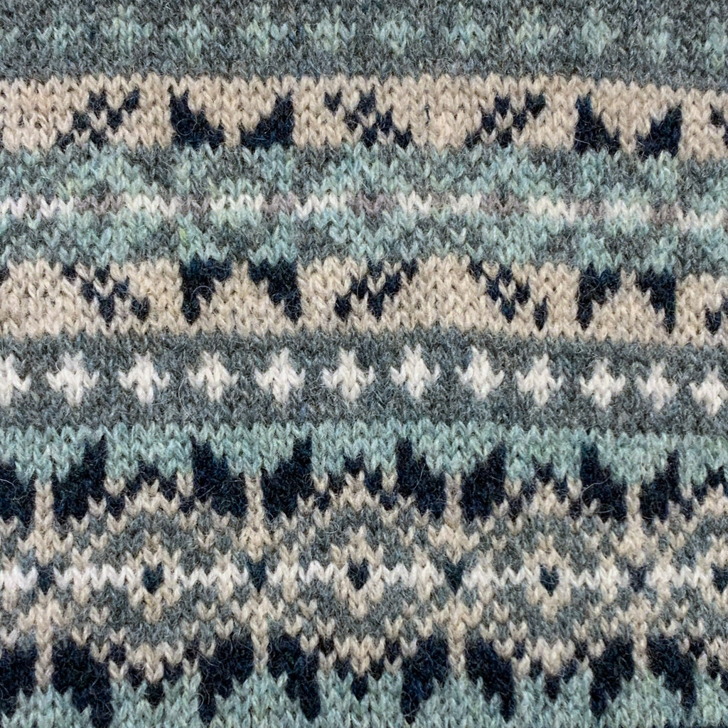 colour swatch of a Harley of Scotland Men's All Over Fairisle Jumper - Graphite Green