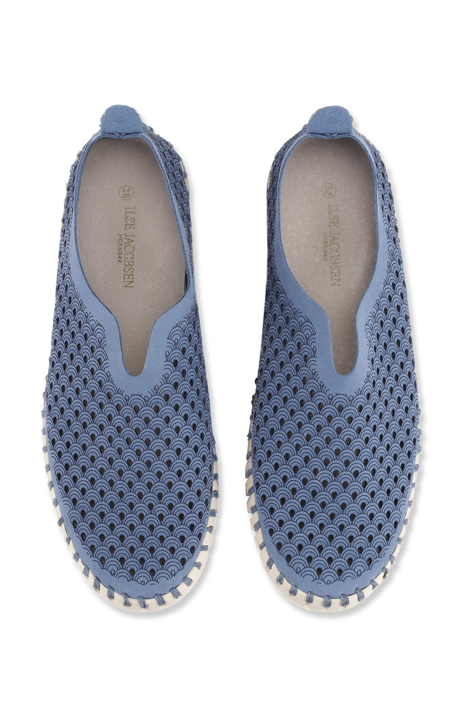 Ilse Jacobsen Hornbæk women's size 38 blue slip-on shoes with a wave-patterned perforated design and off-white sole.